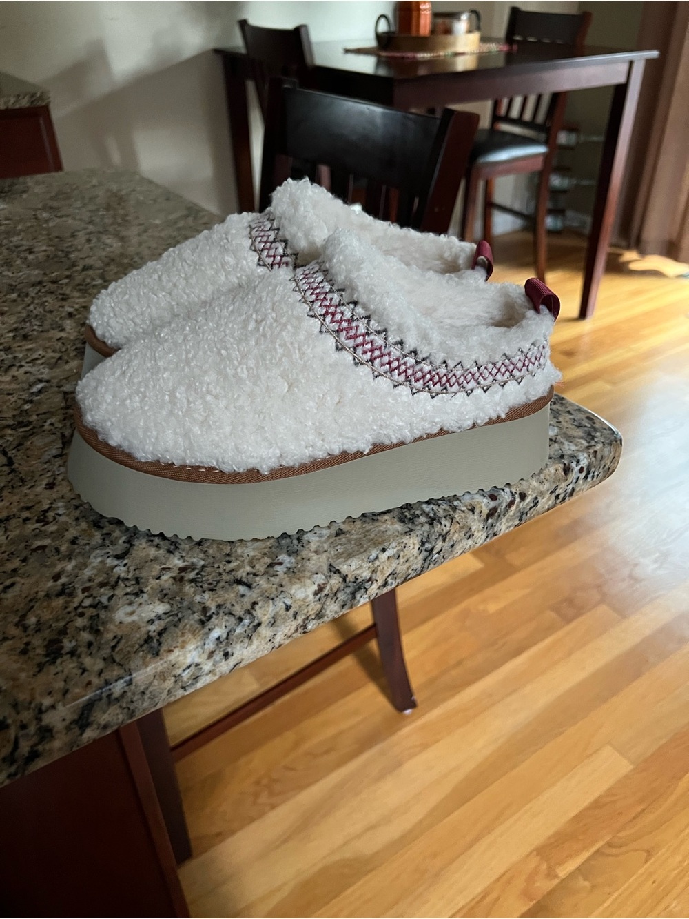 Amazon Women's White Faux-Sherpa Platform Mules with Maroon Trim